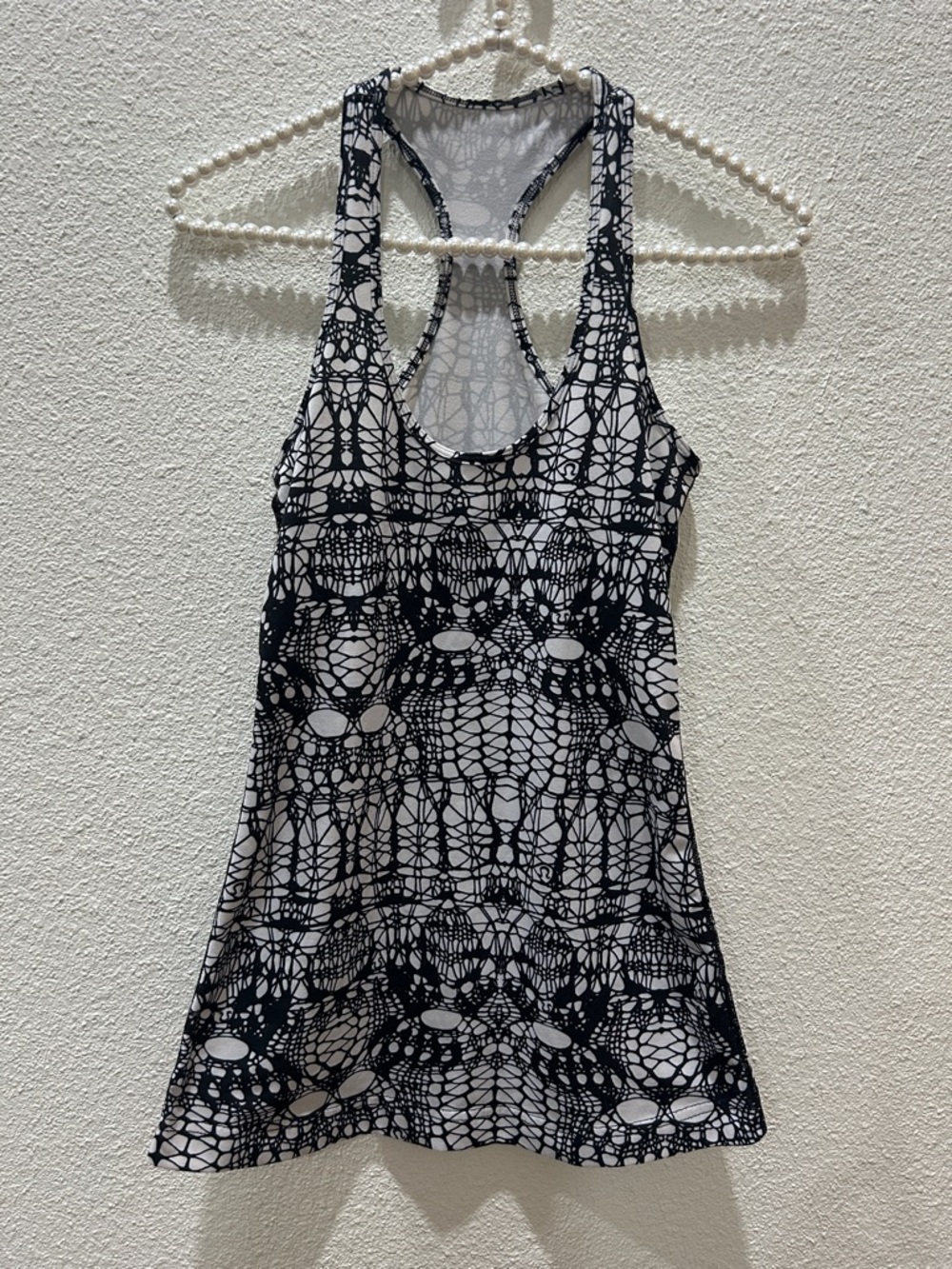 Lululemon Cool racerback Tank Glacier Lace Black & White Size S